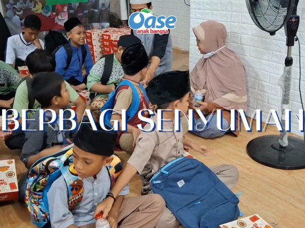 BERBAGI SENYUMAN UNTUK ADIK"